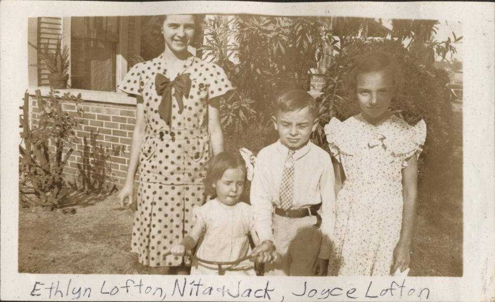 Ethlyn Lofton,  Nita & Jack Hagemeyer, Joyce Lofton abt 1936.jpg
