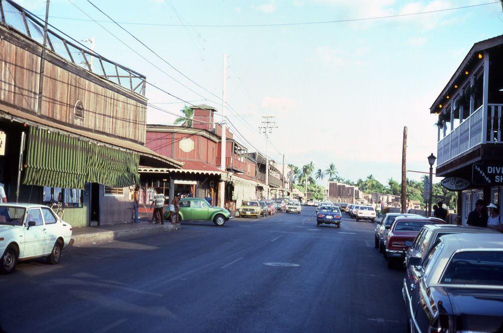 1977 Hawaii - Lahaine town-fixed.jpg