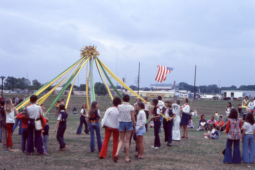1973 Mayfest - May pole