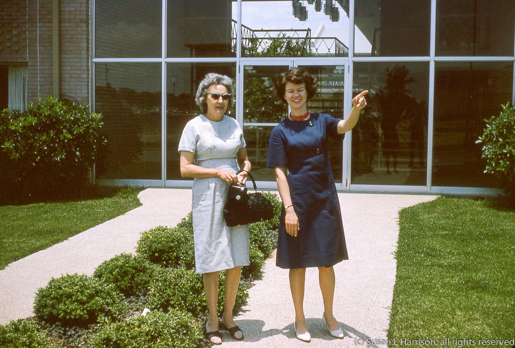 1965 Juanita and Mary Louise at Ridgmar Plaza apt in Ft Worth.jpg